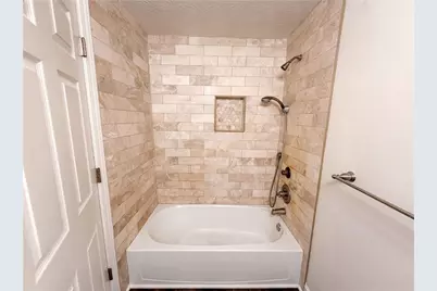 1346 Fairfield Drive SW, Lilburn, GA 30047 - Photo 15