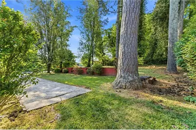 2551 E Tupelo Street SE, Atlanta, GA 30317 - Photo 23