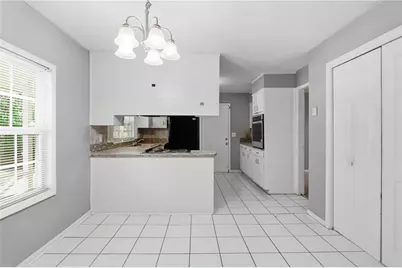 1614 Devon Court, Stone Mountain, GA 30088 - Photo 15
