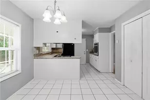 1614 Devon Ct, Stone Mountain, GA 30088 - Photo 15