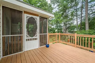 1685 Grist Mill Dr, Marietta, GA 30062 - Photo 21
