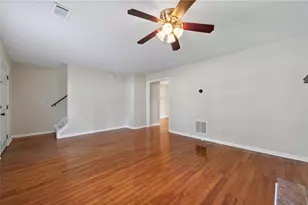 1685 Grist Mill Dr, Marietta, GA 30062 - Photo 9