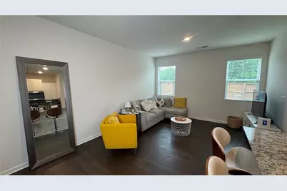 5717 Union Pointe Drive, Union City, GA 30291 - Photo 5