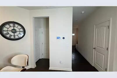 5717 Union Pointe Drive, Union City, GA 30291 - Photo 11