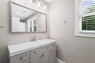 408 Bell St, Monroe, GA 30655 - Photo 17