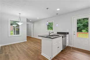 103 Marty Ln, Dallas, GA 30132 - Photo 3