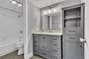 100 La Rue Pl, Atlanta, GA 30327 - Photo 11