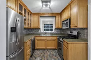 100 La Rue Pl, Atlanta, GA 30327 - Photo 9