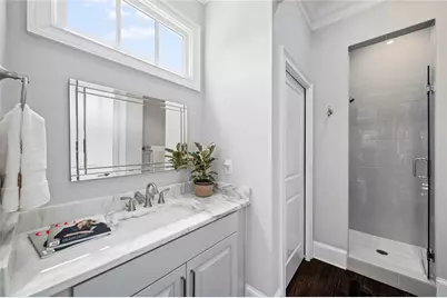 383 Peachtree Avenue NE, Atlanta, GA 30305 - Photo 13