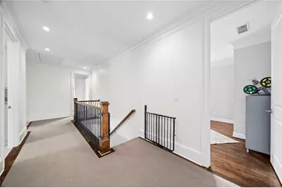 383 Peachtree Avenue NE, Atlanta, GA 30305 - Photo 35