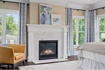 383 Peachtree Avenue NE, Atlanta, GA 30305 - Photo 37