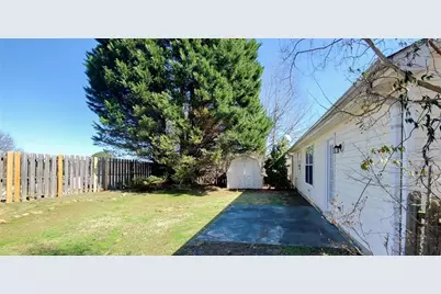 505 Village Circle, Stockbridge, GA 30281 - Photo 13