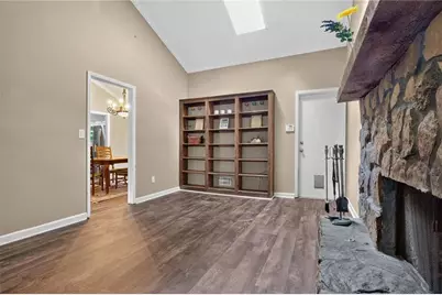 9640 Pine Thicket Way, Roswell, GA 30075 - Photo 11