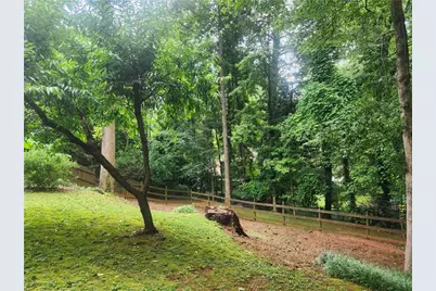 9640 Pine Thicket Way, Roswell, GA 30075 - Photo 31