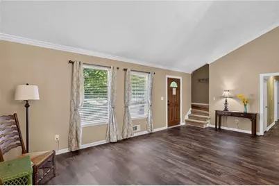 9640 Pine Thicket Way, Roswell, GA 30075 - Photo 3