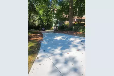 9640 Pine Thicket Way, Roswell, GA 30075 - Photo 27