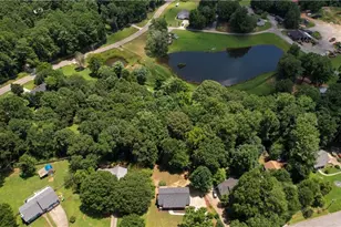 323 Hill Crest Cir, Woodstock, GA 30188 - Photo 7