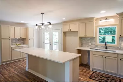 323 Hill Crest Circle, Woodstock, GA 30188 - Photo 13