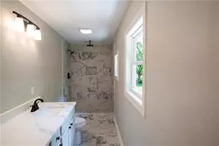 323 Hill Crest Cir, Woodstock, GA 30188 - Photo 19