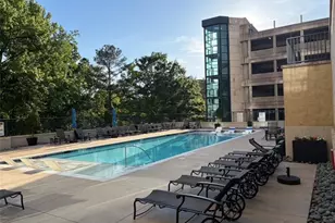 3040 Peachtree Rd NW, Atlanta, GA 30305 - Photo 13
