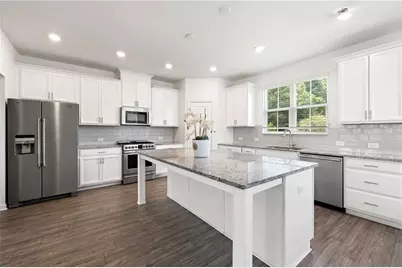 307 Danville Avenue, Suwanee, GA 30024 - Photo 7
