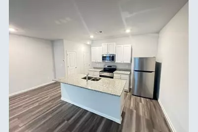 119 Village Green Drive, Adairsville, GA 30103 - Photo 3