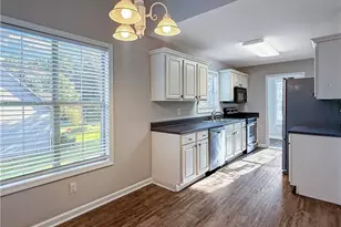 5885 Sarah Orr Ln, Cumming, GA 30040 - Photo 7