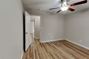 3346 Hickory Bluff Dr, Marietta, GA 30062 - Photo 13