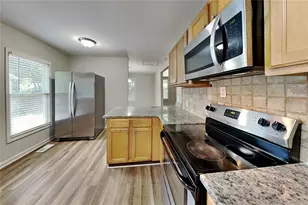 3346 Hickory Bluff Dr, Marietta, GA 30062 - Photo 5