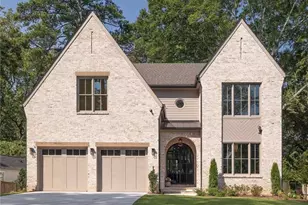 1228 Kingsley Cir NE, Atlanta, GA 30324 - Photo 1
