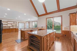 2552 Stone Manor Dr, Buford, GA 30519 - Photo 11