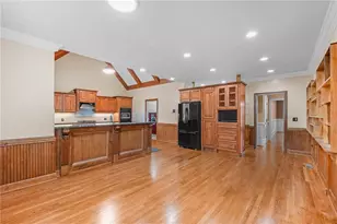 2552 Stone Manor Dr, Buford, GA 30519 - Photo 9