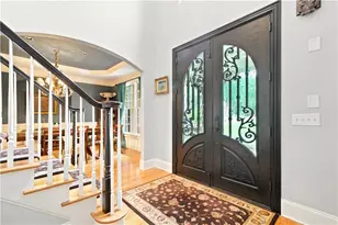 135 Laurel Ridge Dr, Alpharetta, GA 30004 - Photo 5