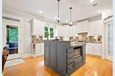 135 Laurel Ridge Drive, Alpharetta, GA 30004 - Photo 15