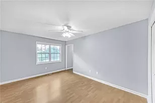 4000 Sand Wedge Cir, Kennesaw, GA 30144 - Photo 5