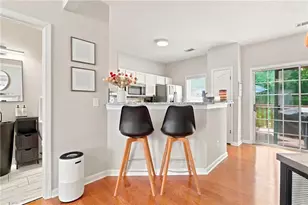 345 Abbotts Mill Dr, Johns Creek, GA 30097 - Photo 13