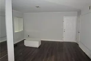 4003 Wingate Way, Sandy Springs, GA 30350 - Photo 5