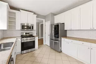 2398 Lake Villas Ct, Duluth, GA 30097 - Photo 11