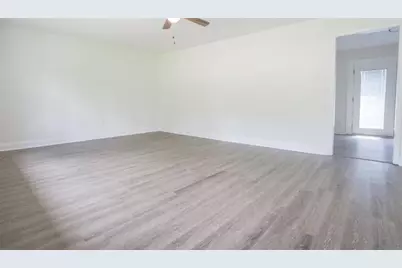 327 N Highway 113, Carrollton, GA 30117 - Photo 7
