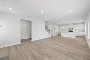 988 Brookshade Trl, Lawrenceville, GA 30045 - Photo 15