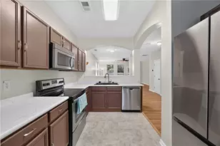 1406 Bayrose Cir, East Point, GA 30344 - Photo 7