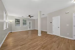 1406 Bayrose Cir, East Point, GA 30344 - Photo 13