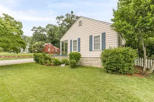 1141 Jefferson Ave, East Point, GA 30344 - Photo 3