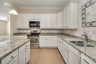 1301 Grand View Dr, Saint Simons, GA 31522 - Photo 11