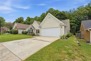 1140 Lendl Ln, Lawrenceville, GA 30044 - Photo 3