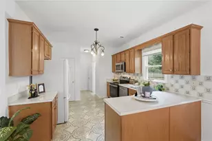 1660 Calvin Davis Circle, Lawrenceville, GA 30043 - Photo 19