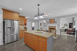 2846 Pleasant Oak Dr, Buford, GA 30519 - Photo 13