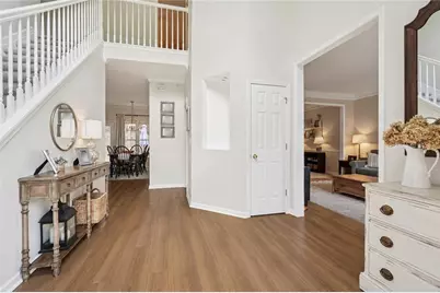 605 Silverberry Lane, Sugar Hill, GA 30518 - Photo 3