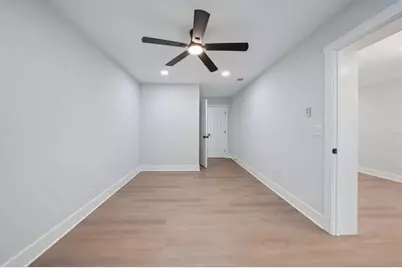 24 Mobley Drive, Atlanta, GA 30315 - Photo 19