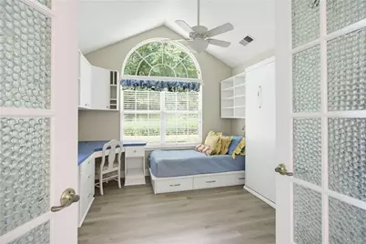 924 Burnt Hickory Circle NW, Marietta, GA 30064 - Photo 15
